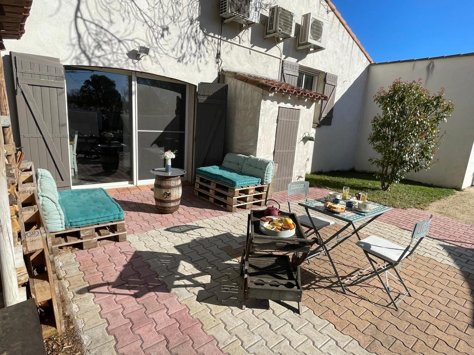 Arles Campagne Location "La Campagn'Arles" Bed & Breakfast Exterior photo